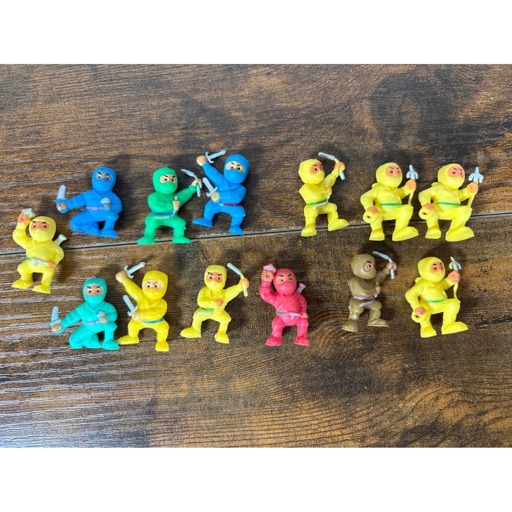 Vintage 80s Ninja Warrior Mini Figures Lot 13pc Plastic Gumball Machine Toys